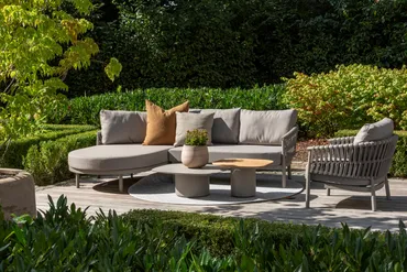 Catalana SET cloud 2-zitsbank + chaise lounge sfeerbeeld, 4 Seasons Outdoor, tuincentrumoutlet.com