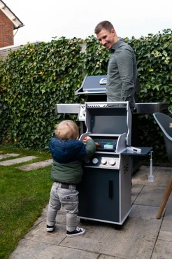 Napoleon Barbecue voor Kinderen sfeerbeeld, Napoleon, Tuincentrum Outlet