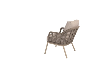 Puglia low dining chair latte met 2 kussen zijkant links, 4 Seasons Outdoor, tuincentrumoutlet.com